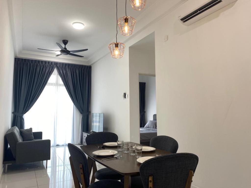 Apartment The Platino By Antlerzone Johor Bahru