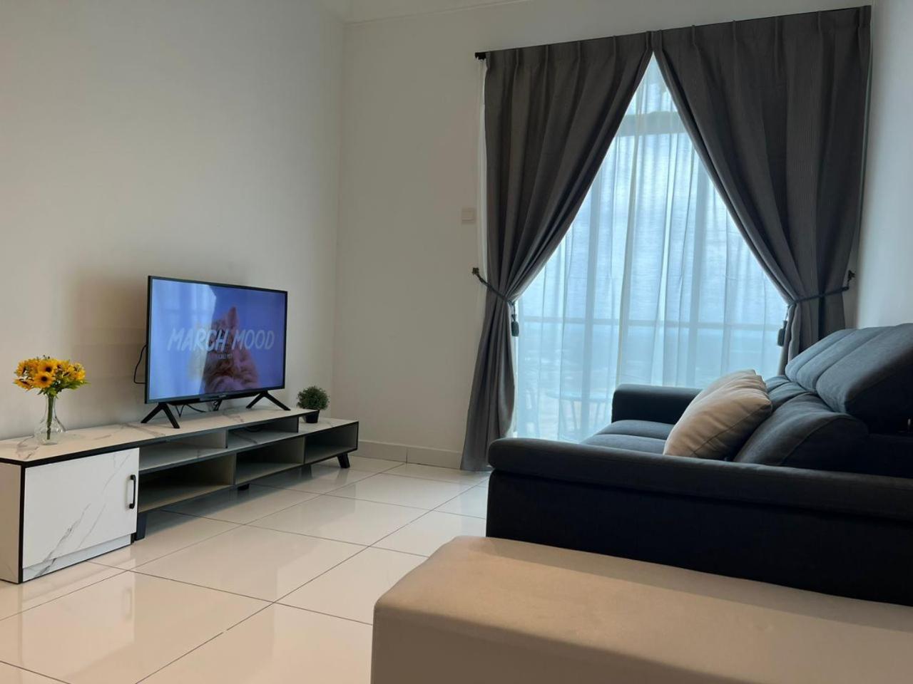 Apartment The Platino By Antlerzone