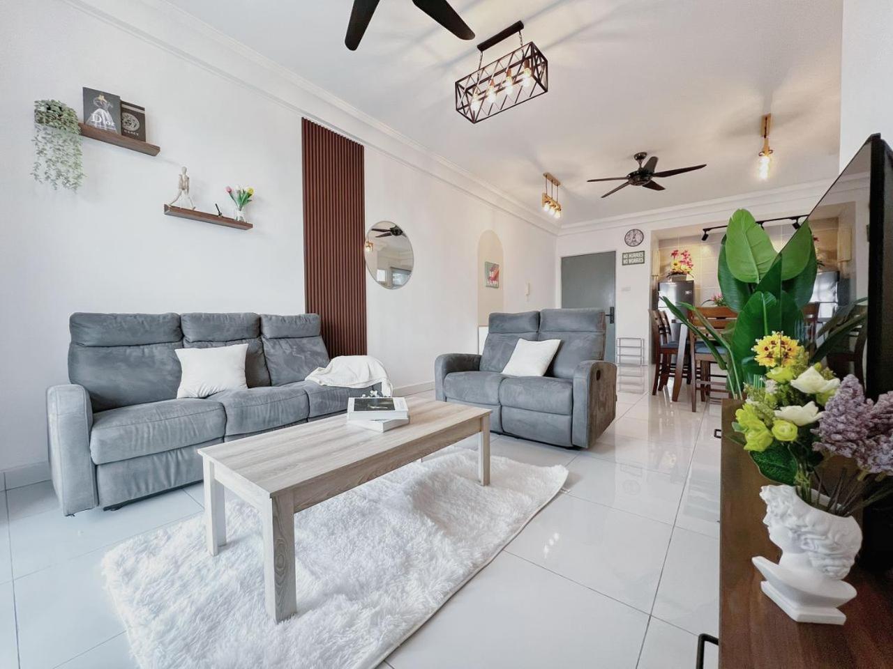 Apartment The Platino By Antlerzone
