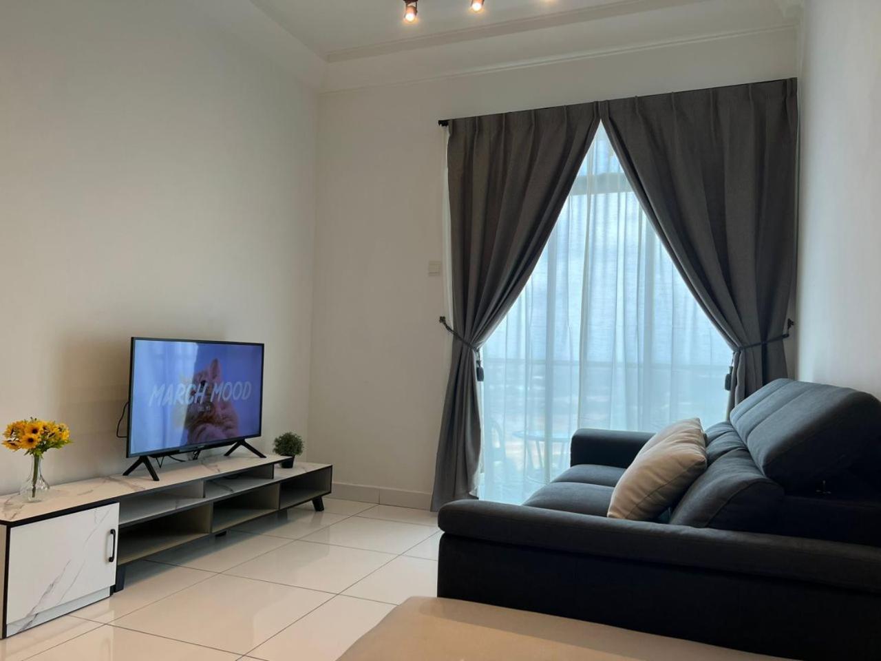 Pangsapuri The Platino By Antlerzone Johor Bahru